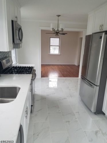 31 Morse St, Cranford NJ  07016-2750 exterior