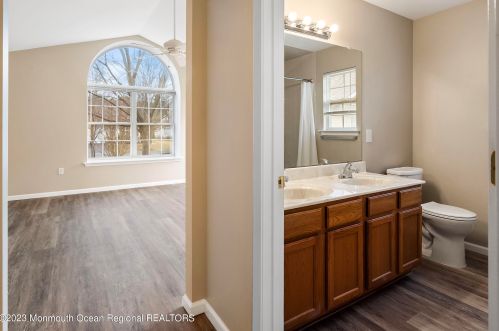 16 Wellington Ln, Lakewood NJ  08701-5736 exterior