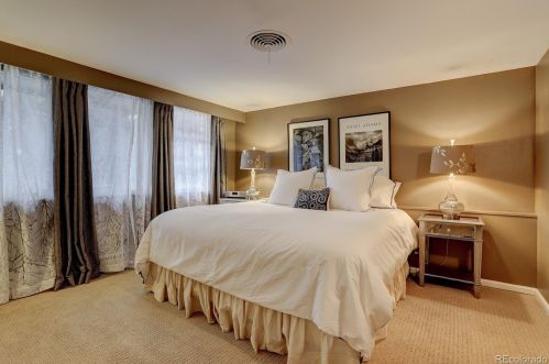 2475 Jackson St, Denver CO 80210-5638 exterior