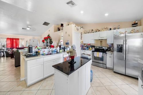 4204 6 St, Lehigh Acres FL 33976-2148 exterior