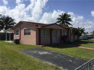 19600 115th Ave, Miami, FL 33157-1036
