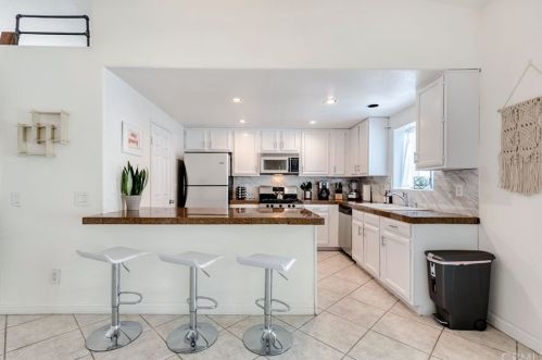 51899 Avenida Carranza, La Quinta CA  92253-3156 exterior