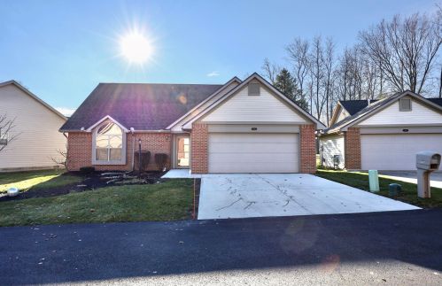 452 Woodside Pl, Bellefontaine OH  43311-1597 exterior