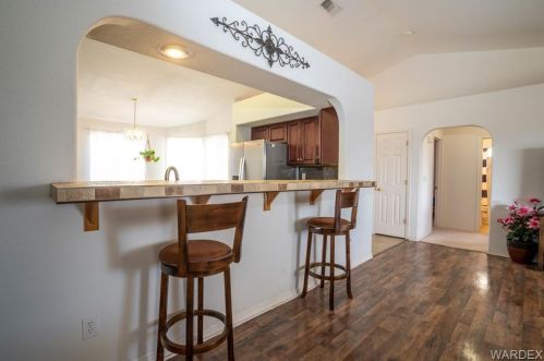 2064 Desert Palms Dr, Bullhead City AZ  86426-8803 exterior