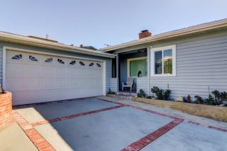 7448 80th St, Los Angeles, CA 90045-6805