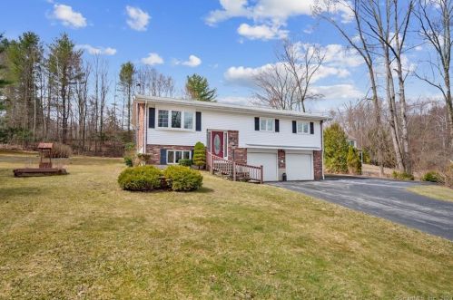 19 Andre Dr, Litchfield, CT 06778-2113