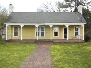308 3rd Ave, Winchester, TN 37398-1408