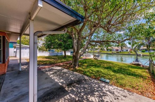 535 Normandy Rd, Saint Petersburg, FL 33708-2315