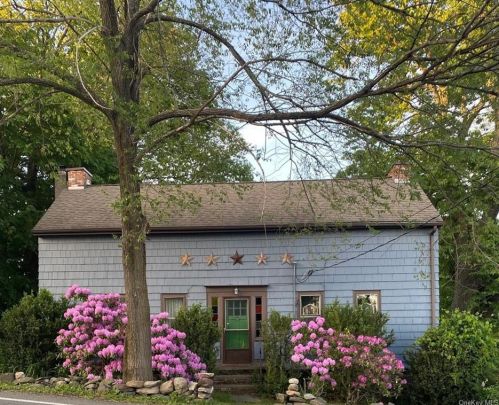 1614 Goshen Tpke, Middletown, NY 10941-1056