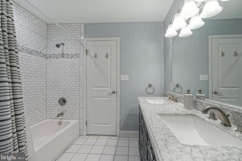 14 Maybrook Ave, Auburn NJ  08085-9703 exterior