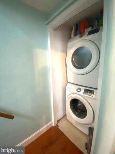 412 Washington Ave, Downingtown PA  19335-2708 exterior