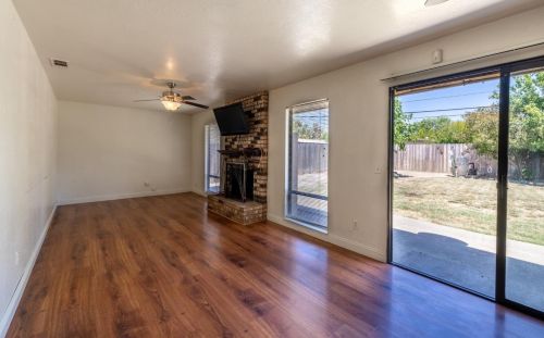 28 Clover St, Woodland CA  95695-3108 exterior