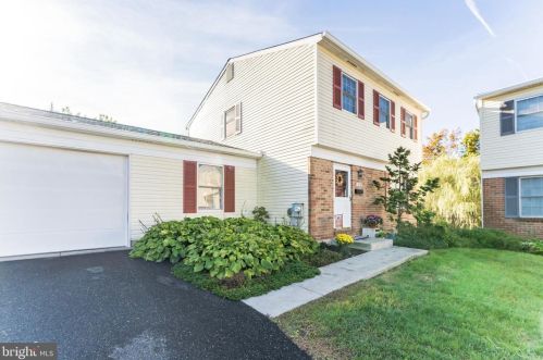 1608 Salinus Ct, Lansdale, PA 19446-4349