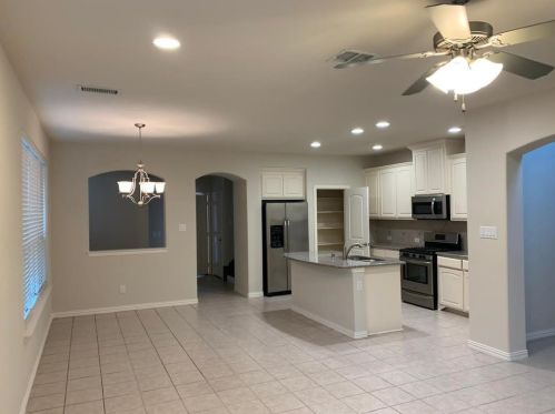 740 Greenville Ave, Richardson TX  75081-4112 exterior