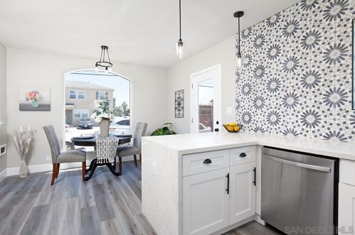 3204 Madison Ave, San Diego CA  92116-4448 exterior