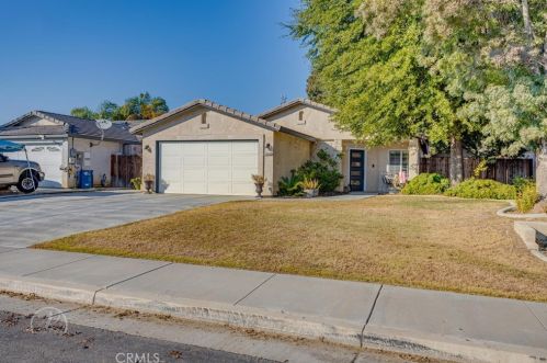 6306 Capania Ct, Bakersfield, CA 93308-5165