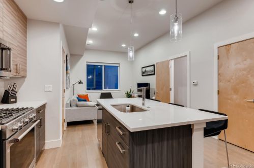 1643 Irving St, Denver CO 80211-3110 exterior