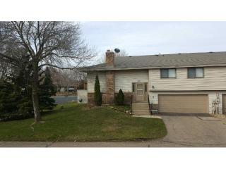4439 Woodgate Pt, Saint Paul, MN 55122-2448