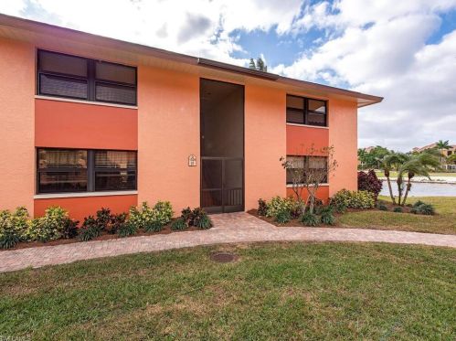 1528 Mainsail Dr, Naples FL  34114-8854 exterior