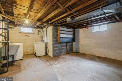 16 Morgan Ave, Riverton NJ  08077-1129 exterior