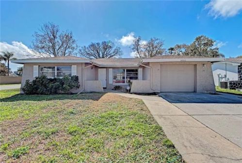 1801 Forest Dr, Oldsmar, FL 34677-2714