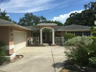 3230 Honeysuckle Rd, Largo, FL 33770-4241