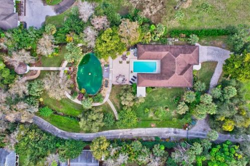 2611 66th St, Naples, FL 34105-7309