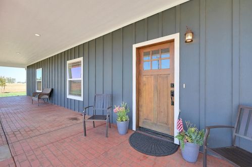 301 Sunnybrook Ln, Oroville CA  95965-8101 exterior