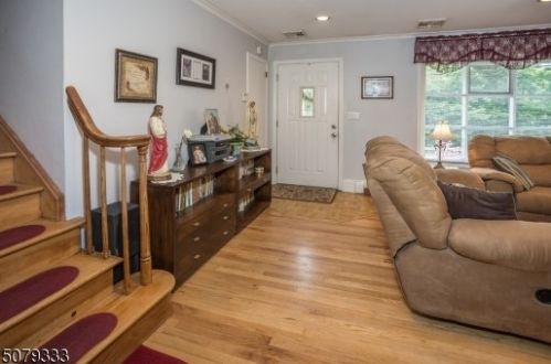 70 Canfield Ave, Dover, NJ 07869-1116