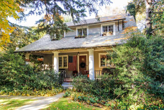 74 Orchard Ridge Rd, Chappaqua, NY 10514-2700