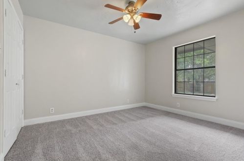 2132 Pembrooke Pl, Denton TX  76205-8208 exterior