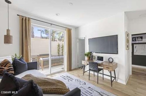 1734 Heywood St, Simi Valley, CA 93065-3426