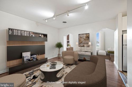 1848 Wyoming Ave, Washington, DC 20009-1882
