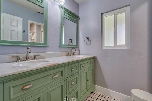 43520 Calle Nacido, Temecula CA  92592-3034 exterior