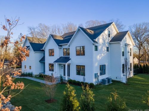 78 Old Rd, Westport, CT 06880-4147