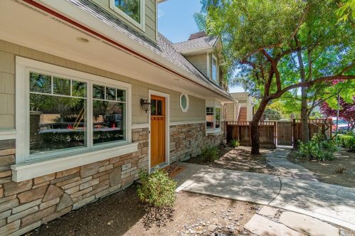 300 L St, Benicia, CA 94510-3443