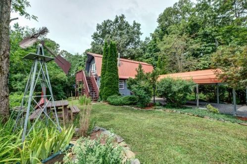371 Wilderness Lake Cir, Unaka, NC 28906-9423