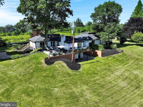 1130 Schuylkill Mountain Rd, Schuylkill Haven PA  17972-9139 exterior