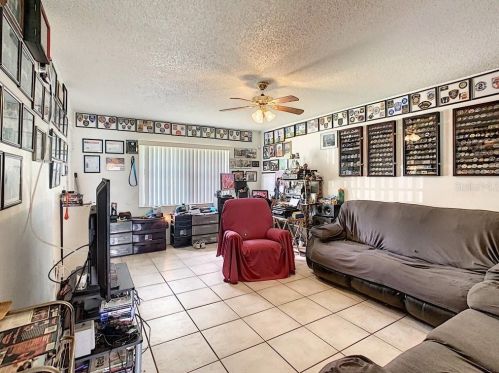 701 Platypus Ct, Kissimmee FL 34759-4324 exterior