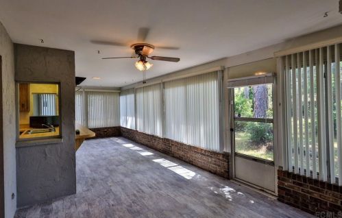 71 Federal Ln, Palm Coast, FL 32137-8478