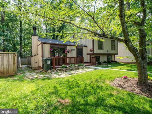 2268 Cocquina Dr, Herndon VA  20191-1140 exterior