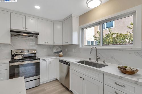 318 Sposito Cir, San Jose, CA 95136-2139