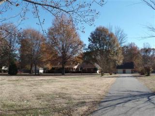 6871 Saint Elmo Rd, Memphis, TN 38135-1709
