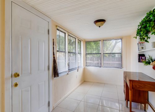 524 55th St, West Palm Beach, FL 33407-2608