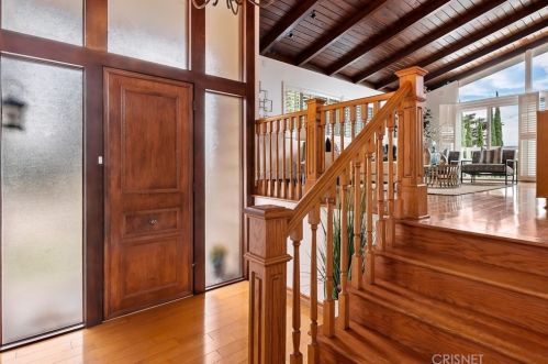 4429 Petit Ave, Van Nuys CA  91436-3211 exterior