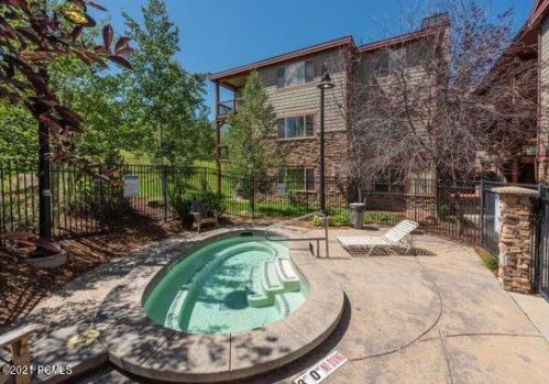 5519 Lillehammer Ln, Park City UT  84098-6043 exterior