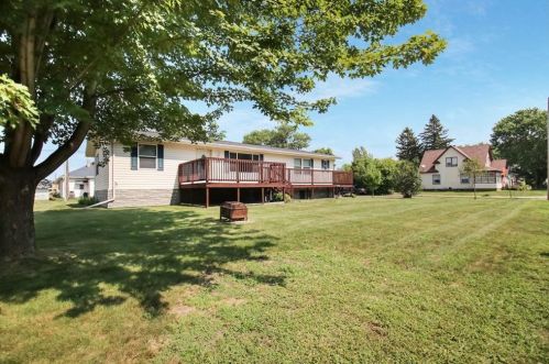 925 1st St, Boyceville, WI 54725-7534