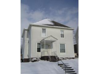 6 Wabash Ave, Hickory, PA 15340-1152