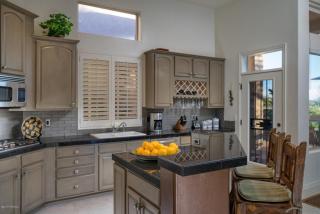 7440 Ridge Point Rd, Tucson, AZ 85750-6263