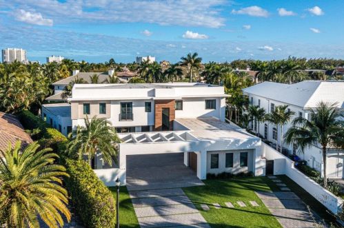 368 Silver Palm Rd, Boca Raton FL  33432-7979 exterior